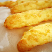 Chipas (Argentina Cheese Bread)